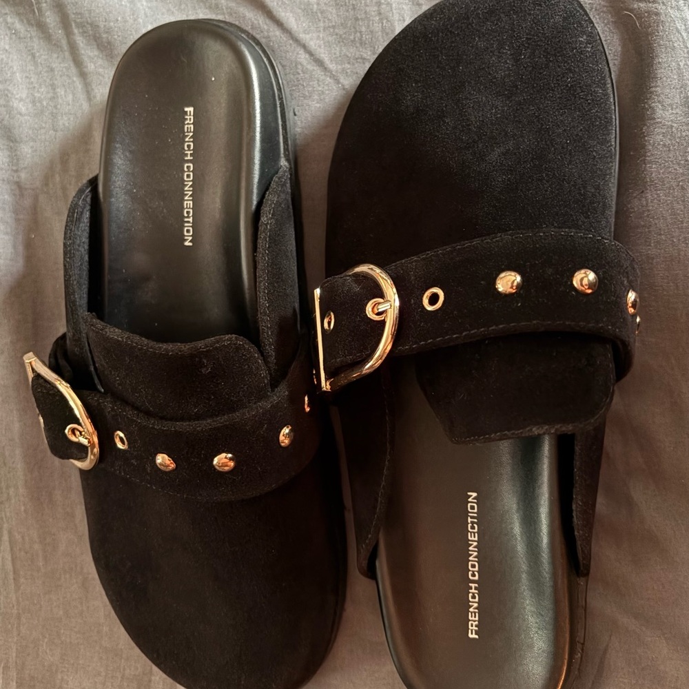 French Connection Reina Buckle Strap Clogs NWOT